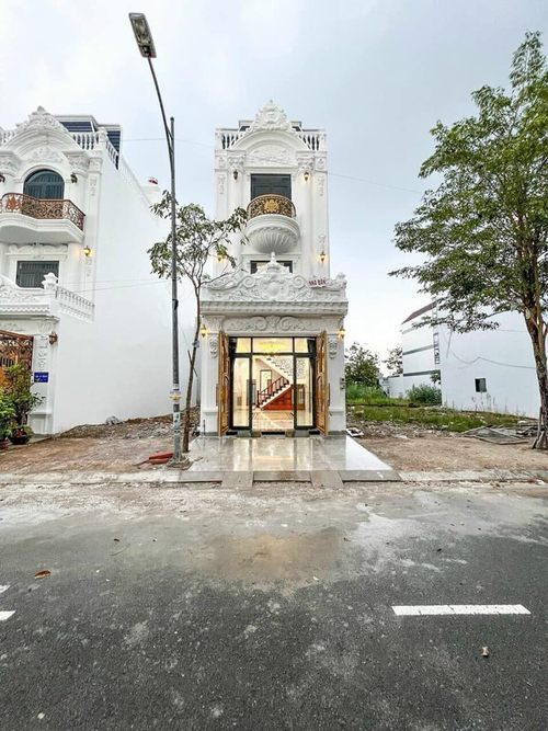 BÁN NHÀ MỚI 1 TRỆT 3 LẦU ĐỐI DIỆN CÔNG VIÊN KDC VĂN HOÁ TÂY ĐÔ, HƯNG THẠNH, CÁI RĂNG, CẦN THƠ